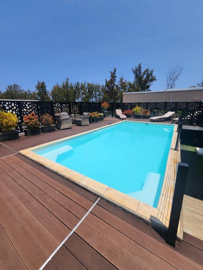 Shanti Haveli Beachfront Apartments Flic-en-Flacq Buitenkant foto