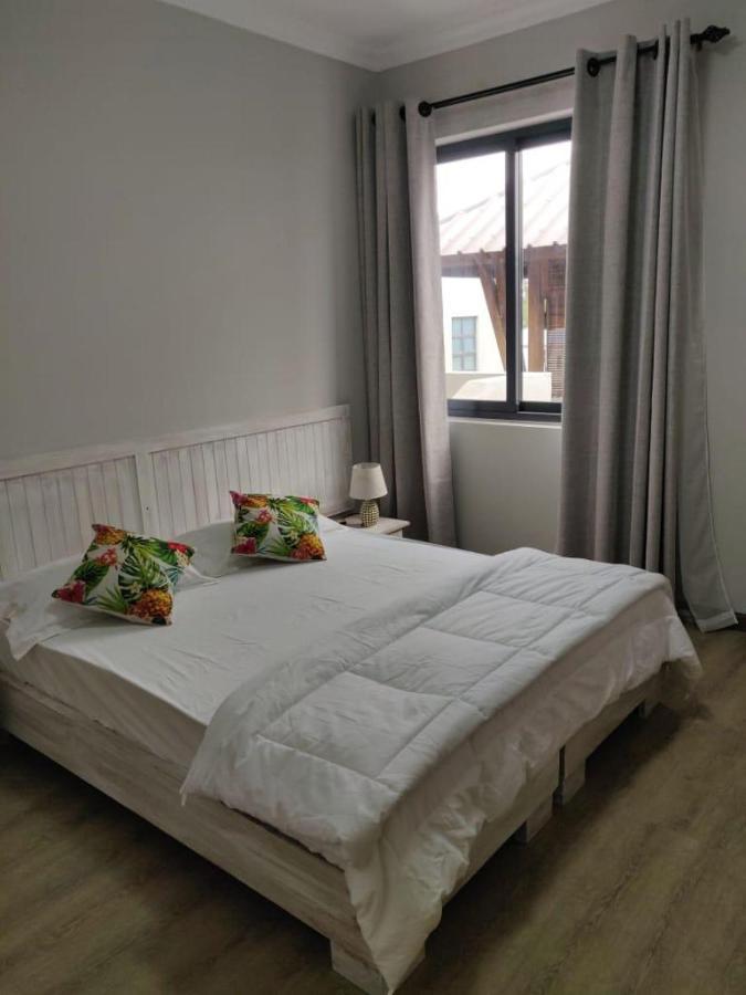 Shanti Haveli Beachfront Apartments Flic-en-Flacq Buitenkant foto