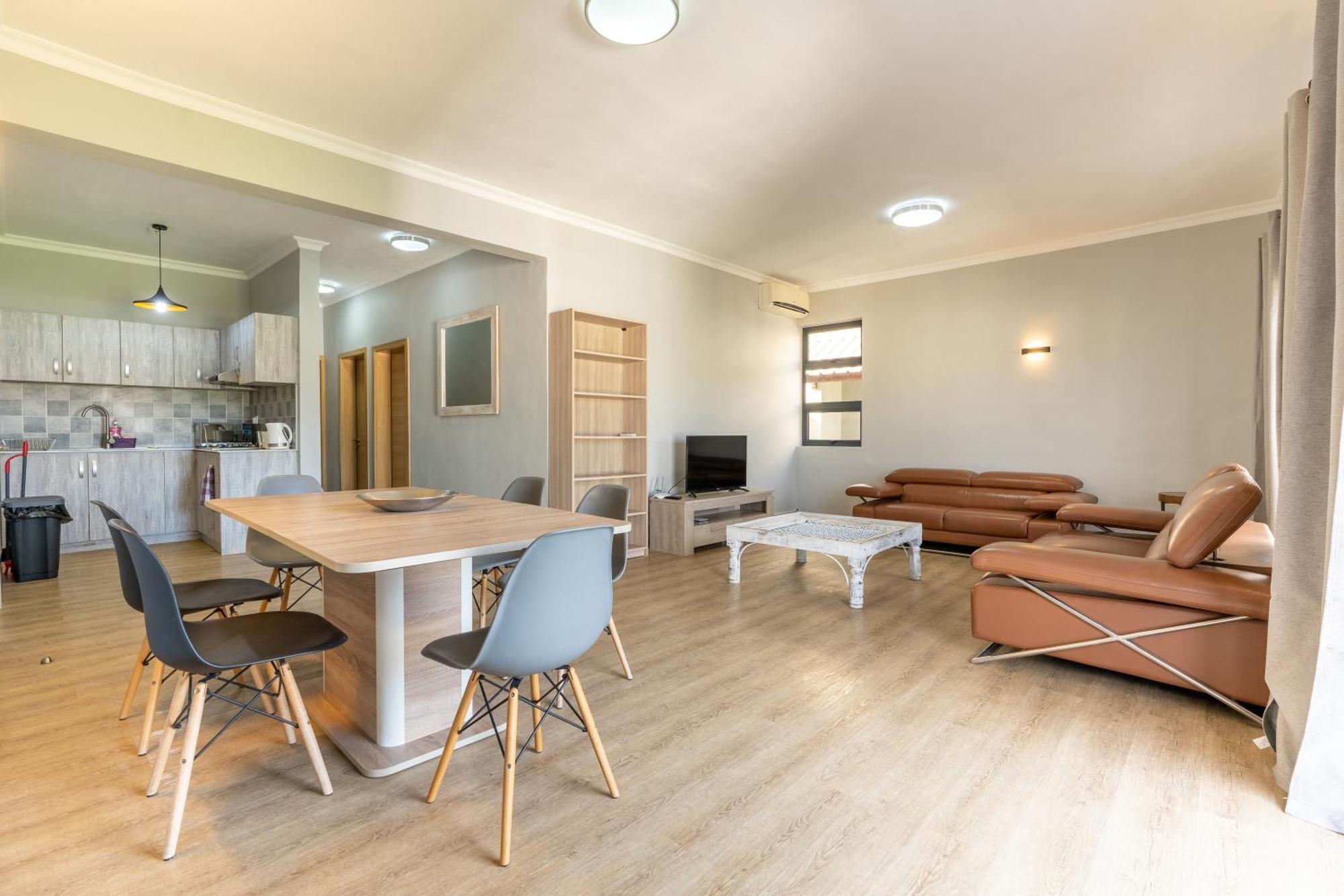 Shanti Haveli Beachfront Apartments Flic-en-Flacq Buitenkant foto